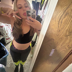 Meet your Posher, Hailey